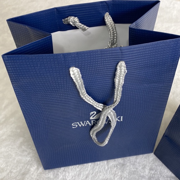 Swarovskis Shopping Bags - Picture 2 of 8